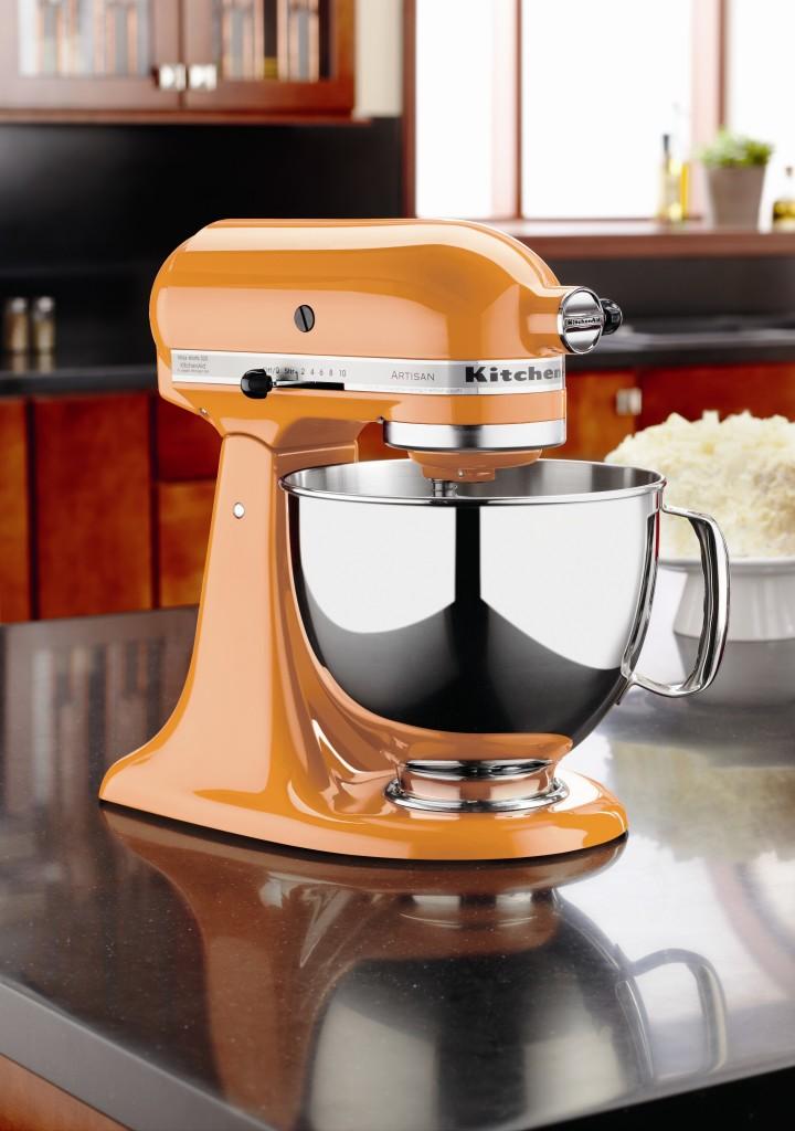 KitchenAid - Stand Mixer Tangerine - R$ 2299,00