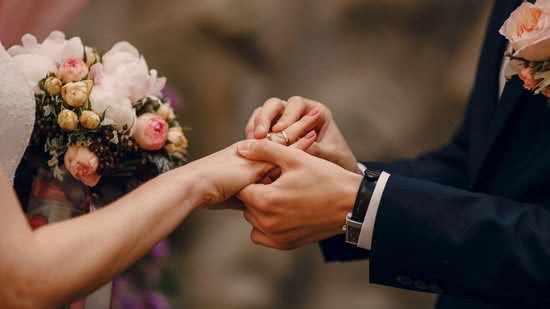 Noiva proibe presença dos pais no casamento após se recusarem a pagar - Reprodução/Instagram