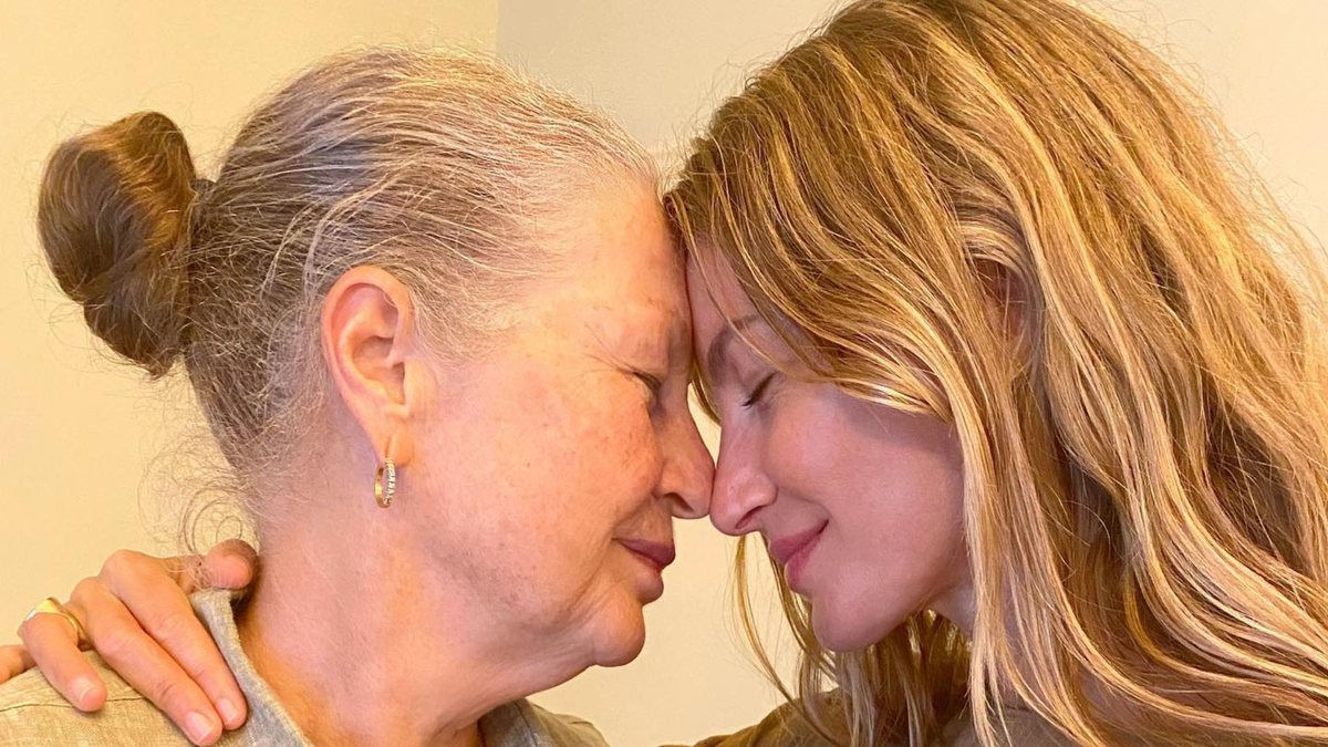 Imagem Mãe de Gisele Bündchen morre aos 75 anos após internação por câncer