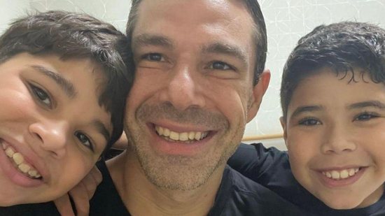 Marcus foi de jatinho com os filhos até Santa Catarina para parque de diversão - Reprodução/ Instagram @marcusbuaiz