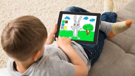 Google Play lança página com aplicativos e jogos para crianças selecionados a dedo por educadores - iStock