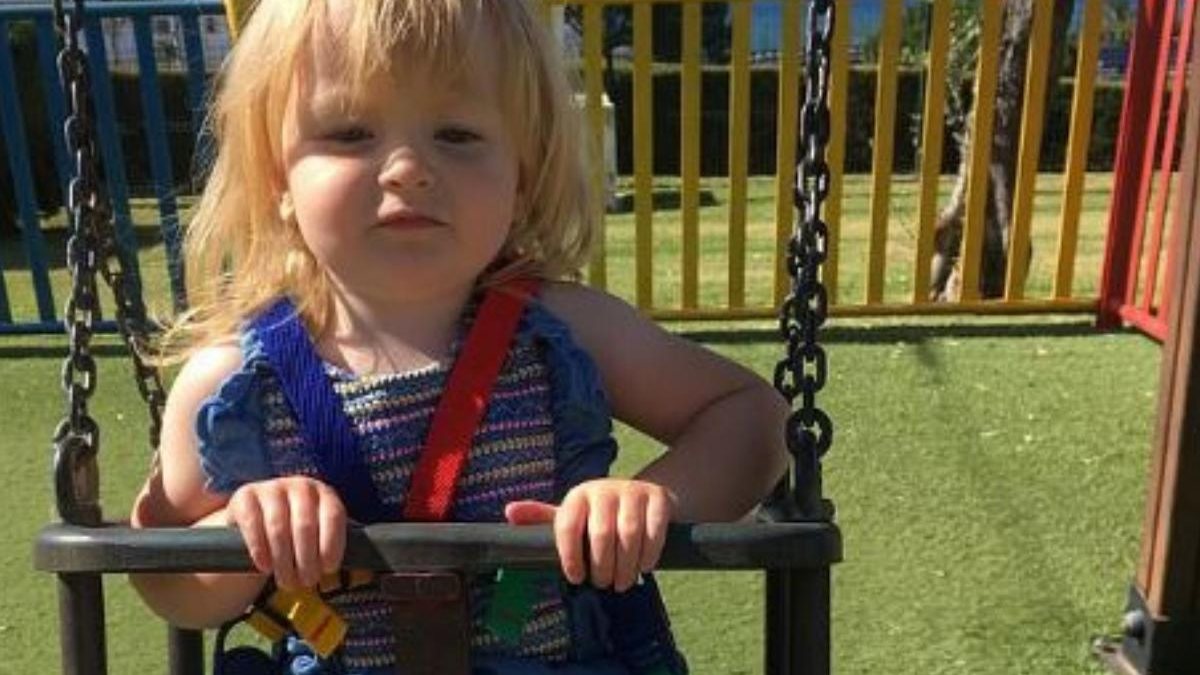 A filha de Emily Bunny foi diagnosticada com autismo - Reprodução / Daily Mail