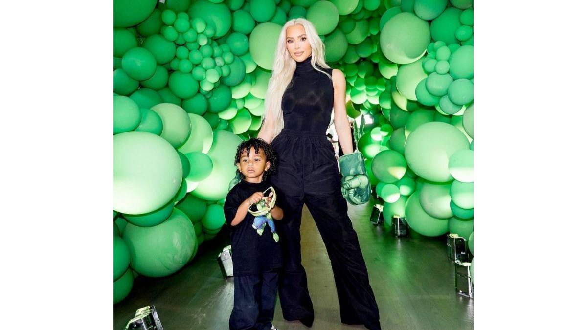 Colar usado pelo filho de Kim Kardashian custa R$1 milhão: Veja fotos e detalhes - Reprodução Instagram