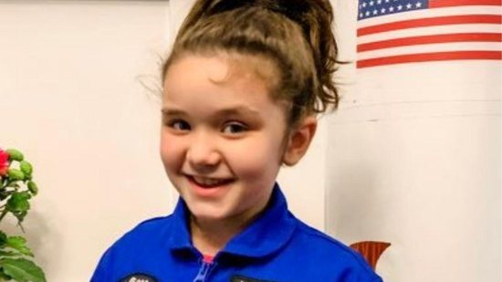 Menina de sete anos cria foguete - Reprodução / Twitter