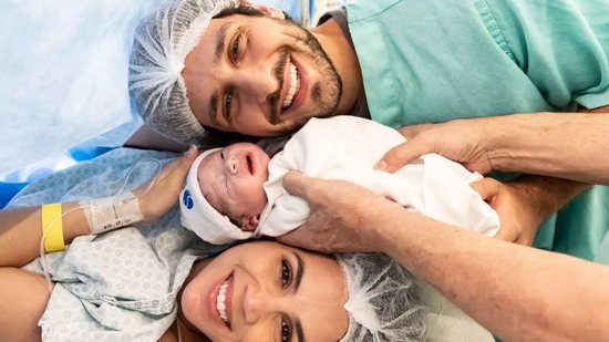 Vem bebê aí! Pérola Faria anuncia primeira gravidez 3 dias após noivado - Reprodução/Instagram @perolafaria