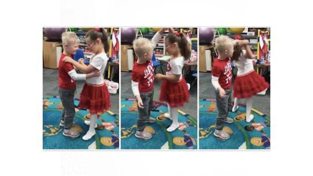 Sophie e Graham dançando na sala de aula (Foto: Reprodução/Facebook 