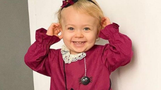 Morgana Secco mostrou a filha na nova boia da Minnie - Reprodução/Instagram @morganasecco