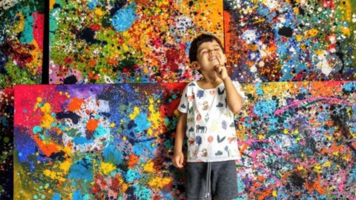 Menino autista usa a arte como distração - reprodução / Instagram