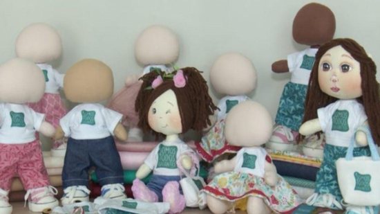 Mãe desenvolve boneca com nanismo para promover inclusão da filha - GettyImages
