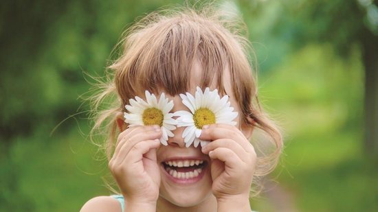 6 dicas para criar filhos mais otimistas - Getty Images
