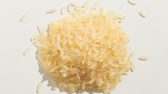 O arroz pode trazer diferentes nutrientes para a alimentação da família - Getty Images