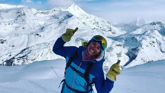Adèle Milloz fazia um treinamento para dar aulas de montanhismo quando o acidente aconteceu - Reprodução Instagram @adelemilloz