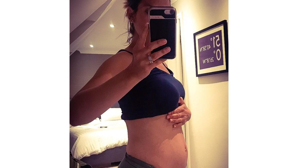 Ela deu à luz em agosto de 2020 - Reprodução/ Instagram/ @Gemma_Isaacs