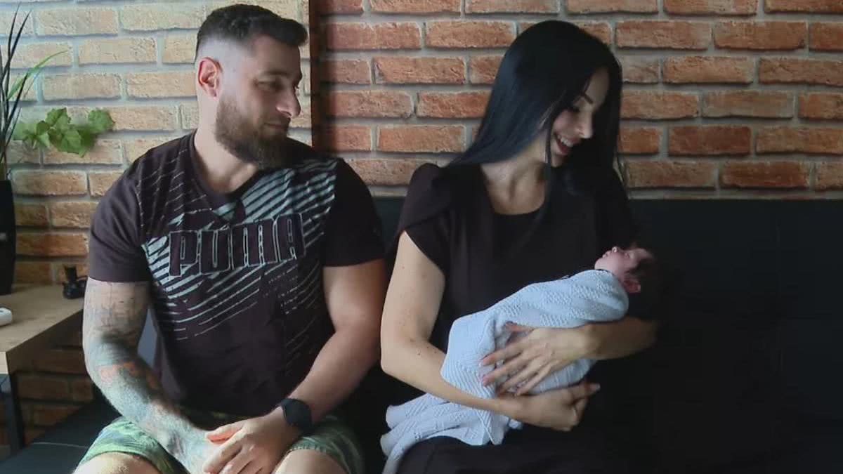 Bebê passa por cirurgia inédita no Brasil enquanto estava no útero da mãe - Reprodução/TV Globo