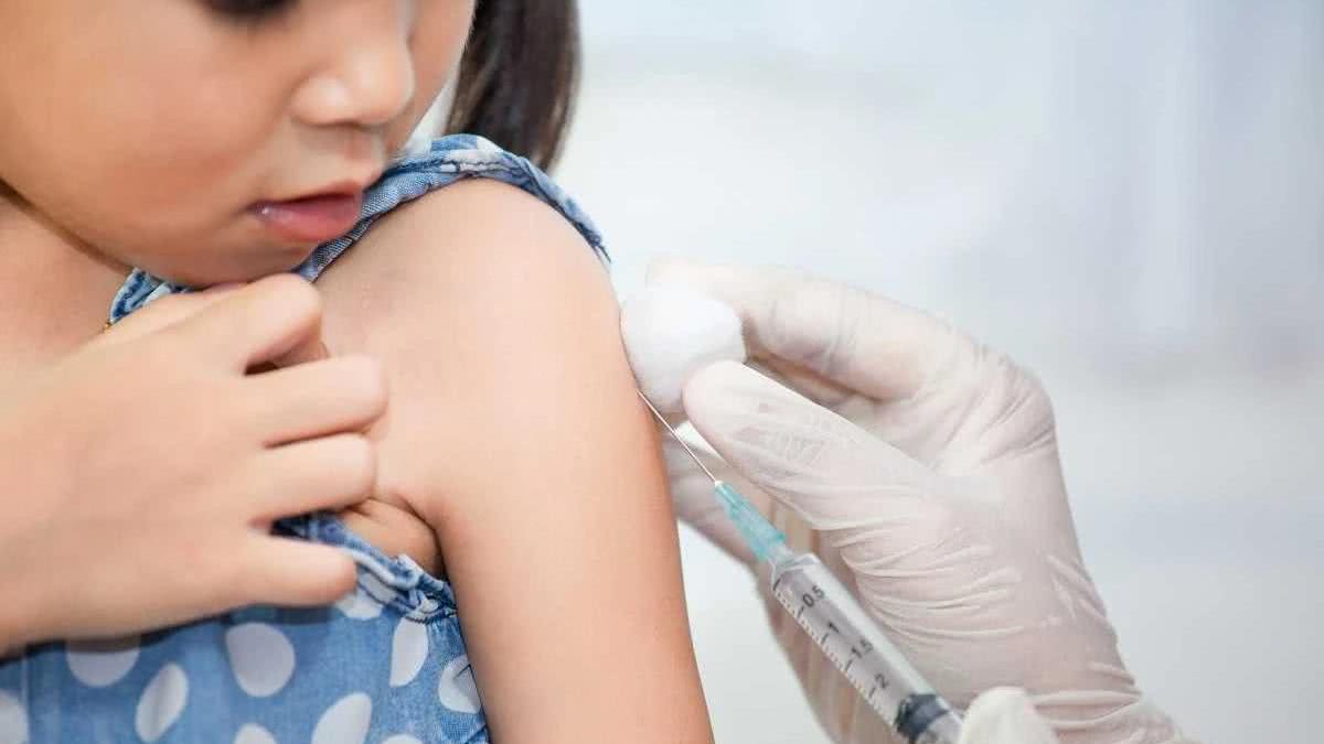 A cobertura vacinal foi pequena, com menos de 50 mil crianças com a seguda dose - Reprodução/Freepik