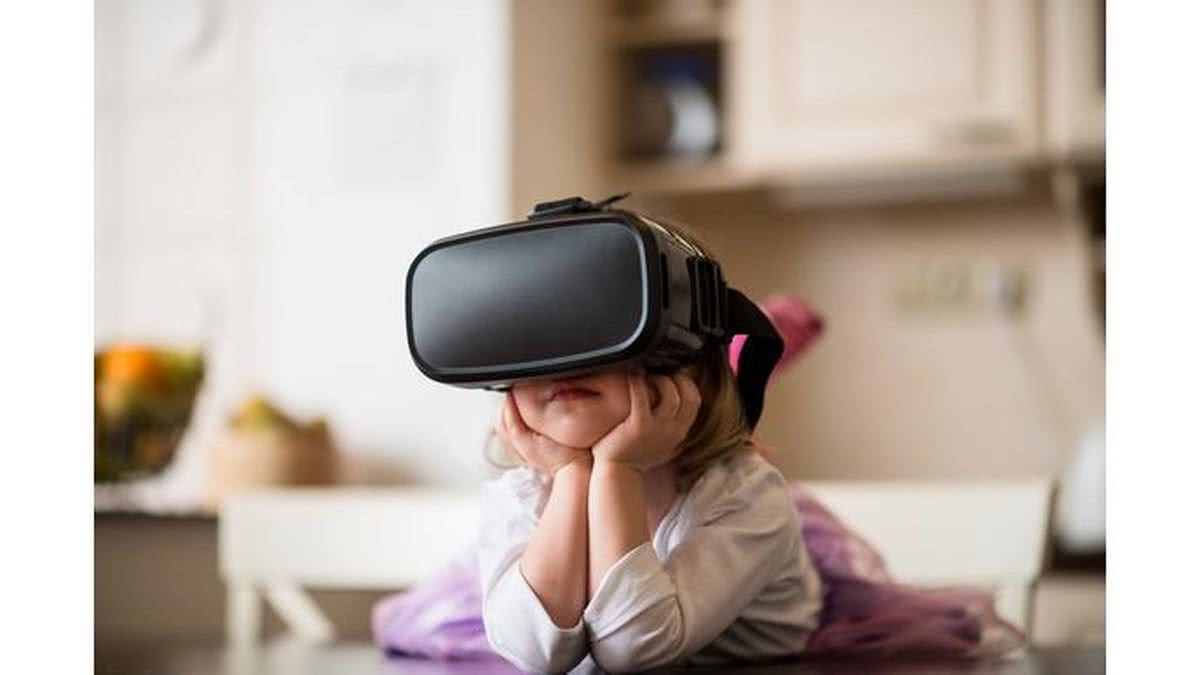 Jogo de realidade virtual ajuda crianças com câncer