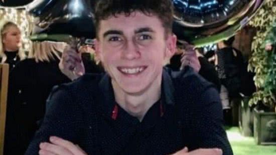 Joseph Flavill, de 19 anos, foi atropelado por um carro em 1º de março de 2020 - Reprodução / The Guardian