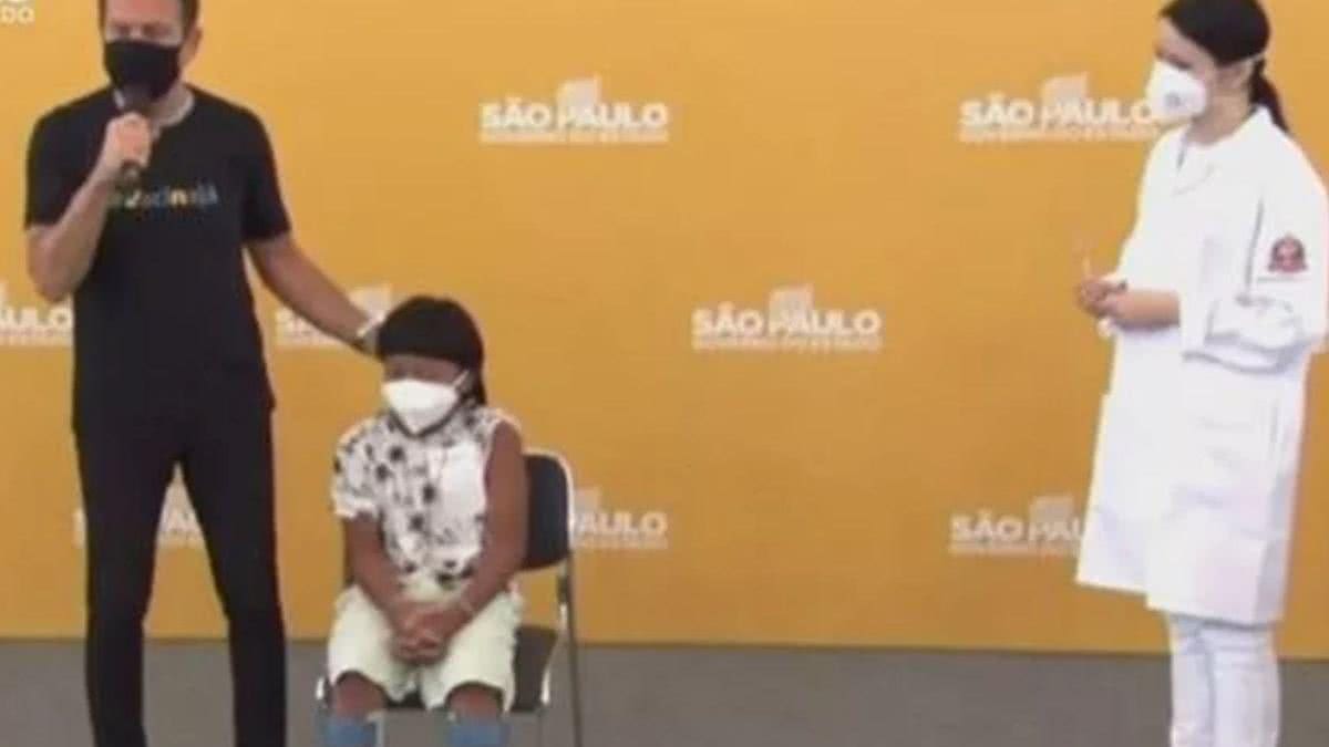 Davi marcou o pontapé inicial da vacinação - Reprodução/ TV Globo