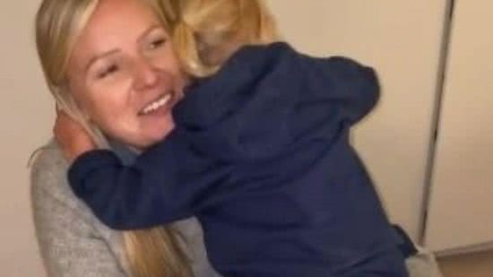 Mãe viraliza ao compartilhar vídeo da filha chorando por não ter rugas - Reprodução/Tik Tok