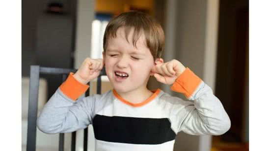 Cuidado na hora de limpar o ouvido do seu filho - GettyImage