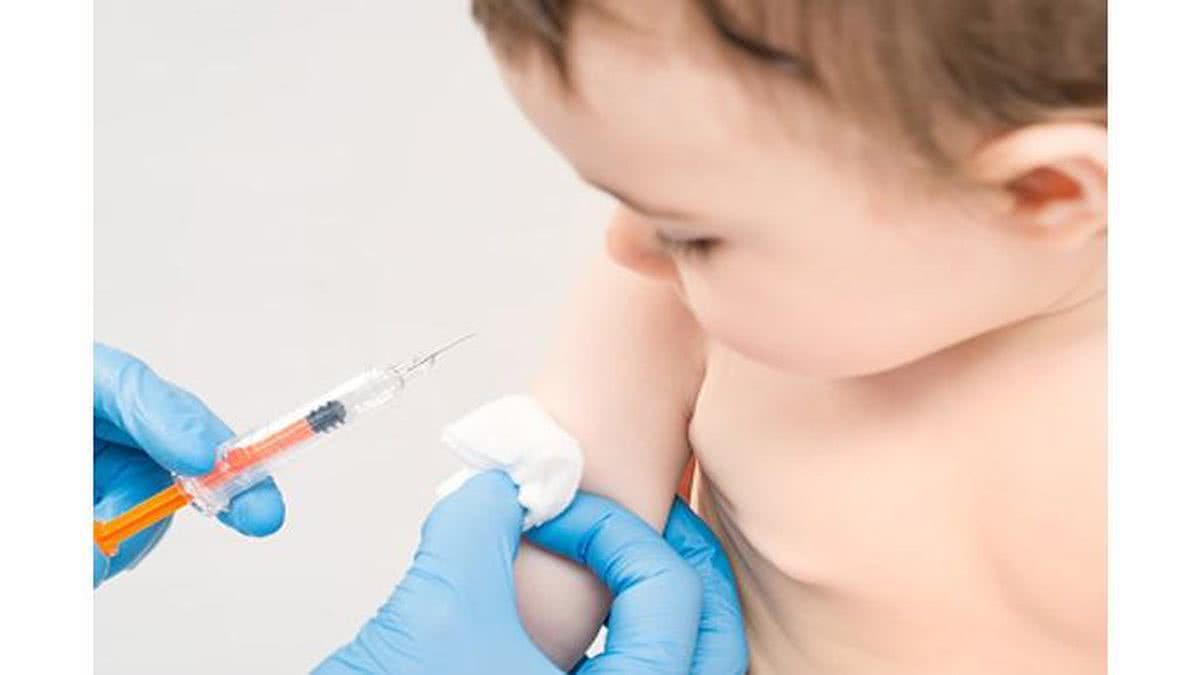 O Brasil segue a recomendação da Organização Mundial da Saúde (OMS) de vacinar os grupos com maior vulnerabilidade - Getty Images