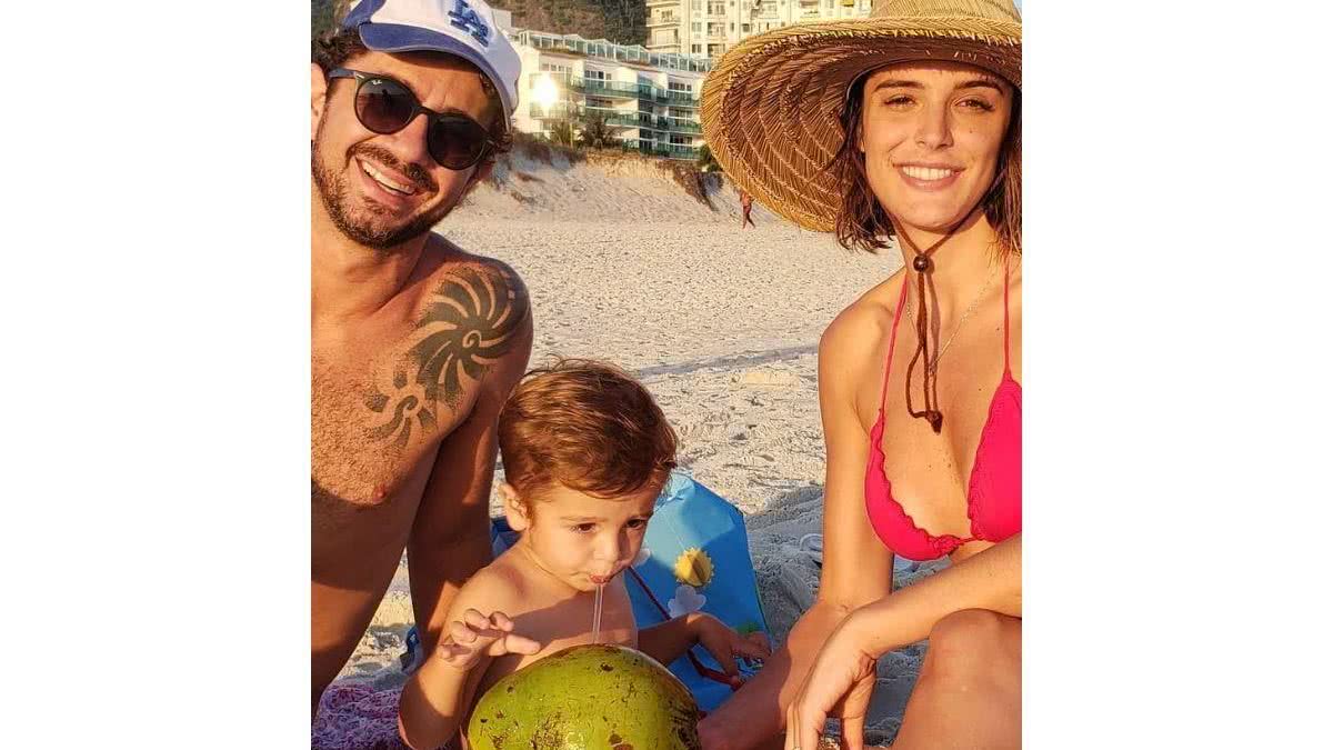 Felipe Andreoli e Rafa Brites são pais de Rocco (Foto: Reprodução / Instagram 