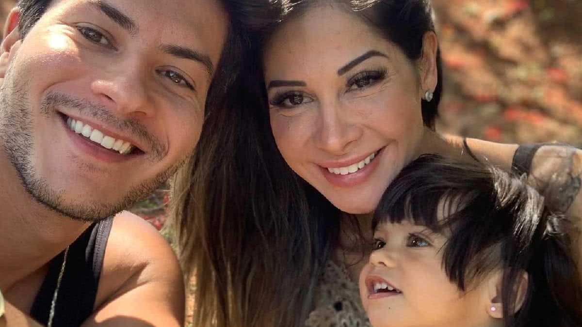 Maíra Cardi organiza recepção para Arthur Aguiar com direito a surpresa da família após a final - Reprodução / Instagram / @mairacardi
