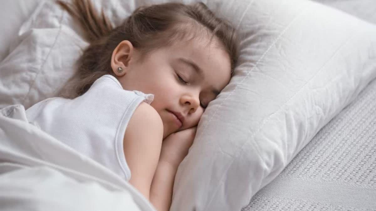 Os bebês têm um ciclo de sono diferente dos adultos - Getty Images