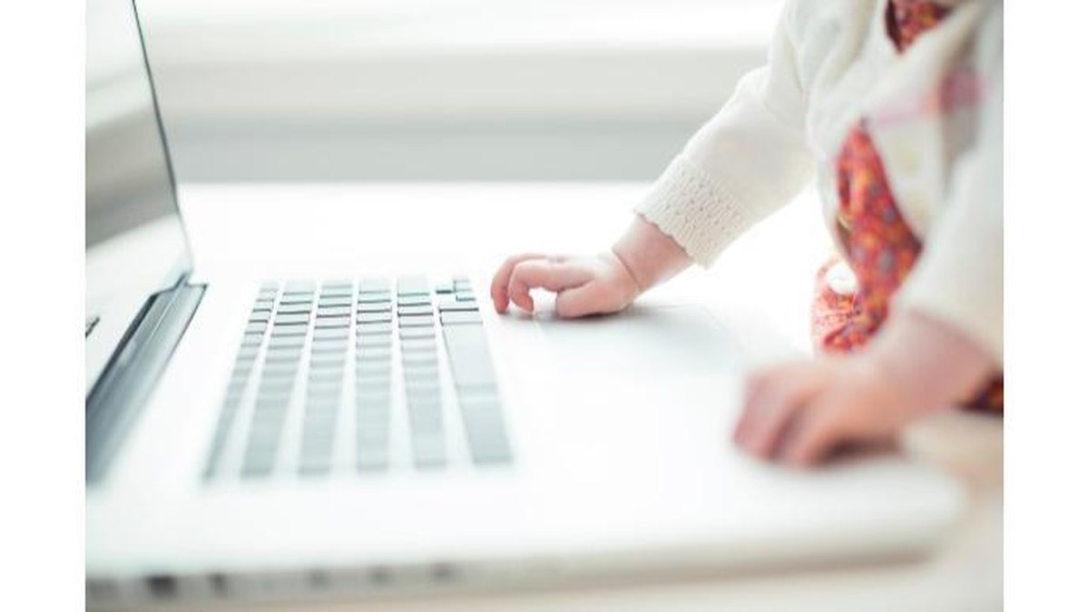 É preciso educar seu filho sobre o mundo digital no século XXI - Shutterstock