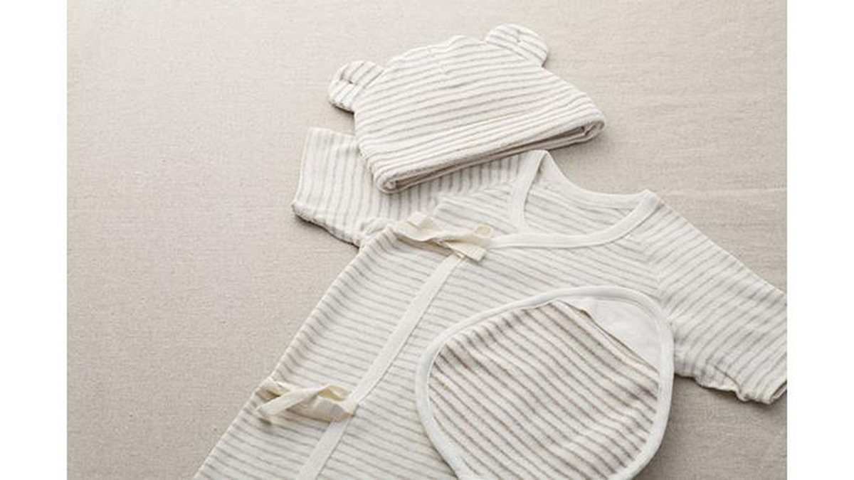 Pelo menos, uma troca de roupas é essencial para sair de casa com o bebê - Shutterstock