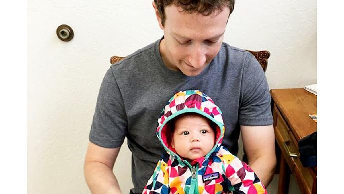 Zuckerberg posta foto de Max prestes a ser vacinada - Reprodução/Facebook/Mark Zuckerberg