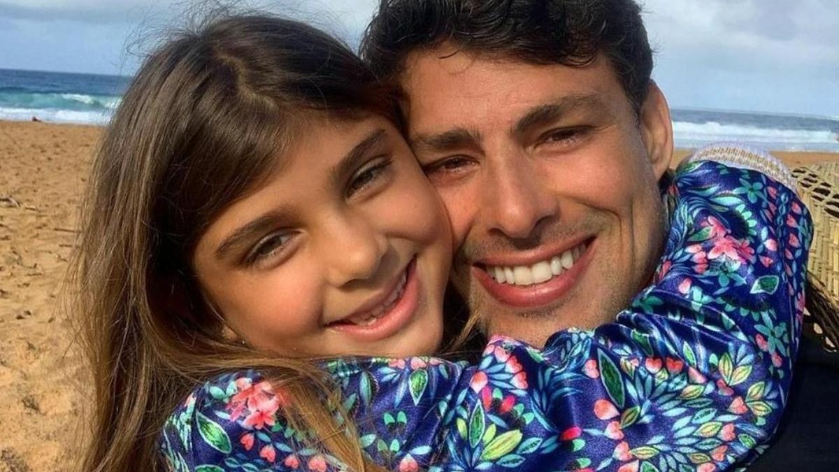 Cauã Reymond mostra bilhete cheio de amor que ganhou da filha - reprodução Instagram