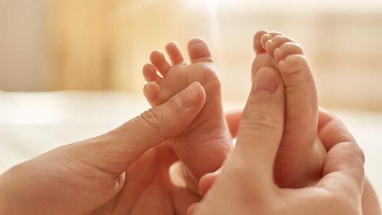 Com apenas um pequeno furo no calcanhar do recém-nascido é possível detectar 50 tipos diferentes de doenças - Mariana Lopes