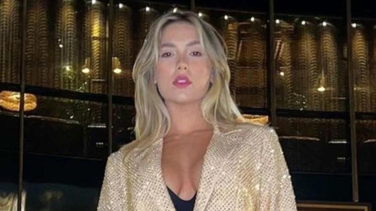 Virginia é alvo de críticas após posar seminua por campanha de cosméticos em Dubai - Reprodução/Instagram