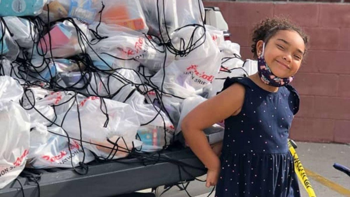 Bethany Moultry, de 6 anos, está em uma missão pessoal de ajudar os sem-teto do bairro - Reprodução / Good Morning America