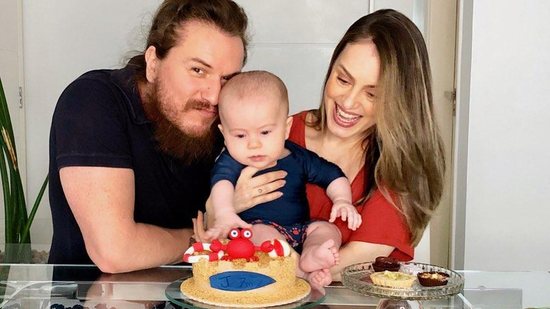 André Polonca com a esposa Amanda Pereira e o filho Jorge (Foto: reprodução / Instagram / 