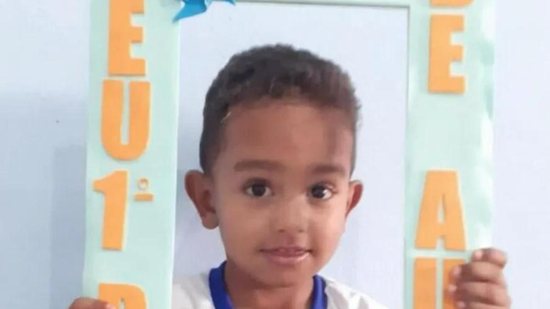 Criança de 3 anos morre após choque elétrico de celular ligado à tomada na Paraíba - Reprodução/TV Paraíba