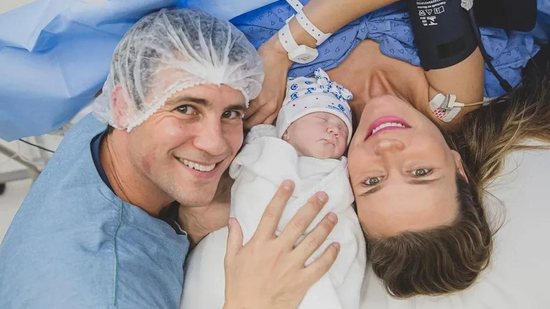 Filha recém-nascida de Renata Kuerten e Alberto Senna explode o fofurômetro nas redes - Reprodução/ Instagram