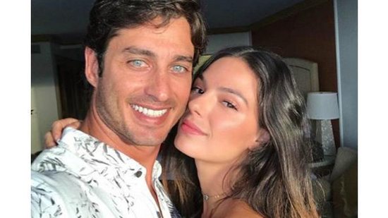 O bebê é fruto do relacionamento da atriz com o empresário André Resende - Reprodução/Instagram @isisvalverde