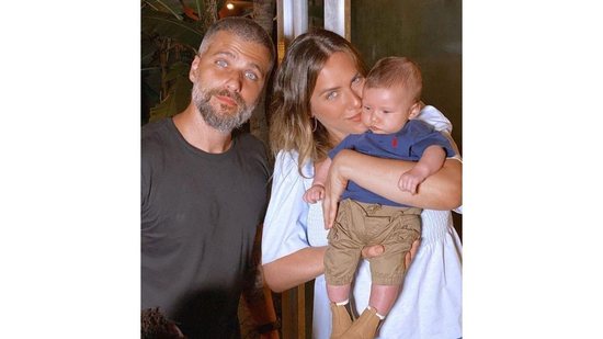 Giovanna é mãe de 3! - Reprodução/ Instagram @gioewbank