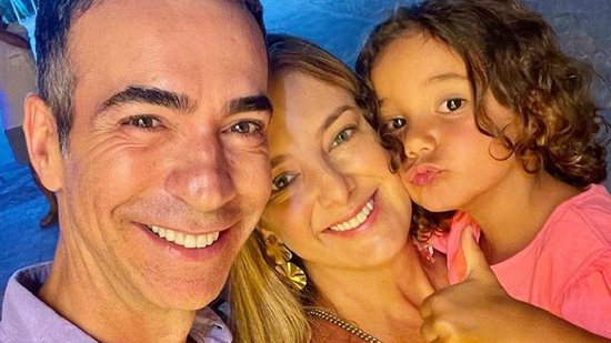 Ticiane Pinheiro, o marido, Cesar Tralli e as filhas, Rafa Justus e Manu Tralli - Reprodução/Instagram