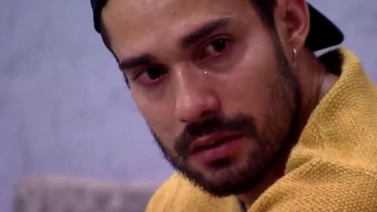 Arcrebiano chora em conversa com Karol e família pede saída dele - Reprodução / Globo