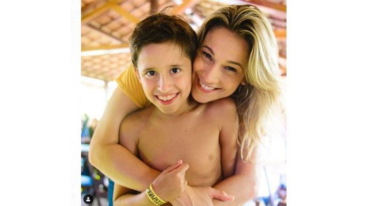 Fernanda Gentil e o filho mais velho (Foto: Reprodução/ Instagram 