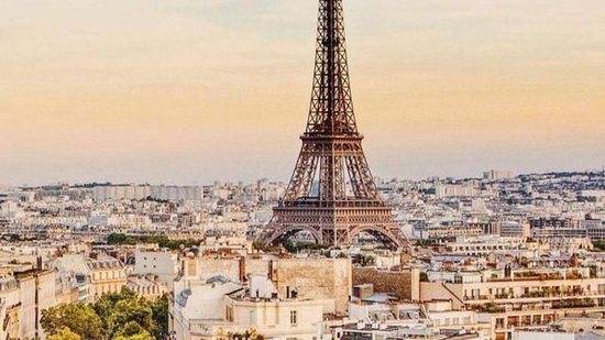 Torre Eiffel - Reprodução/ Instagram