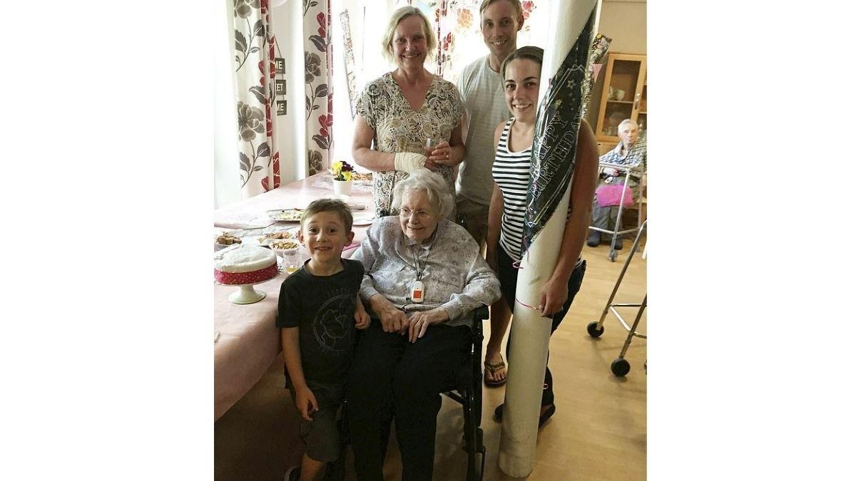 Rita tem 99 anos de idade - Captura de tela / Daily Mail