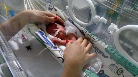 Maternidades mais humanas 3 - Berços acoplados às camas das mães, no Hospital Gelderse Vallei