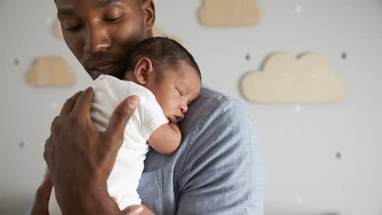 O que o é chiado no peito do bebê e por que ele atrapalha o sono do seu filho? - Getty Images