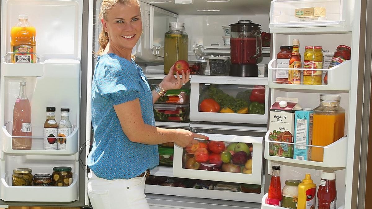 A Consul, marca de geladeiras, fez uma lista com seis dicas para organizar e conservar os alimentos de forma correta. - reprodução / Getty Images