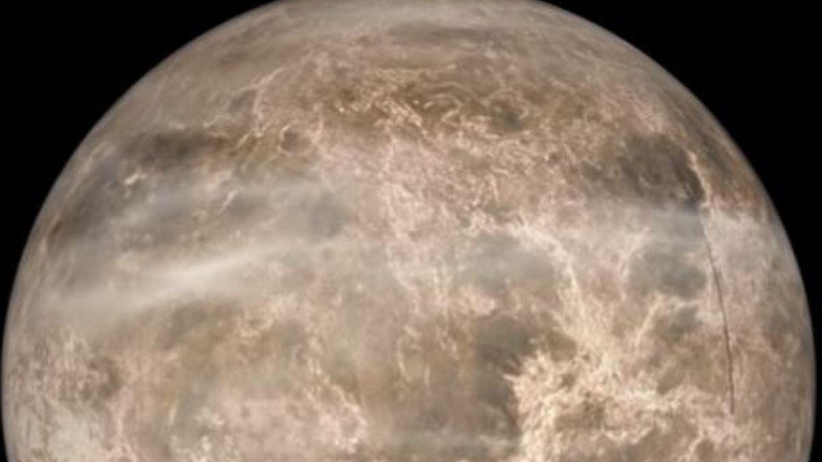 A imagem da direita mostra Vênus em um radar - Reprodução/YouTube