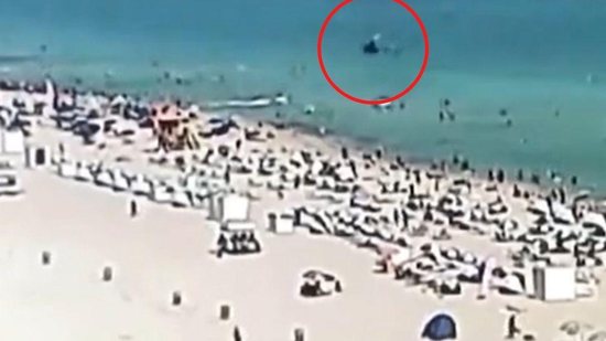 Helicóptero cai em praia de Miami - Reprodução / Miami Beach Police